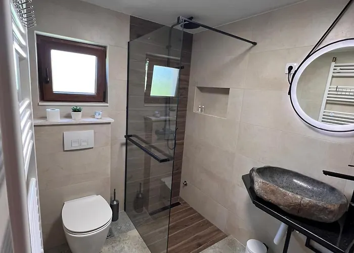 Апартаменты Zlatna Jabuka Lux